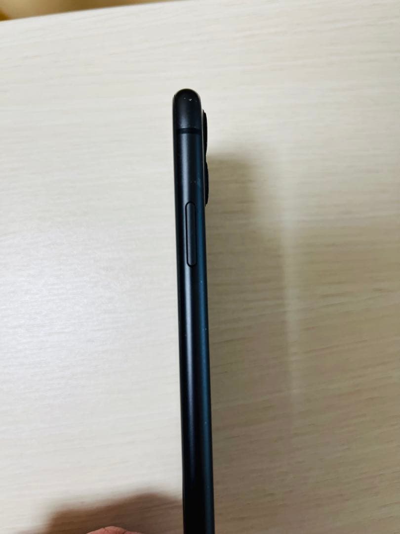 【画面キズなし・動作良好】iPhone 11 ブラック 64GB SIMフリー