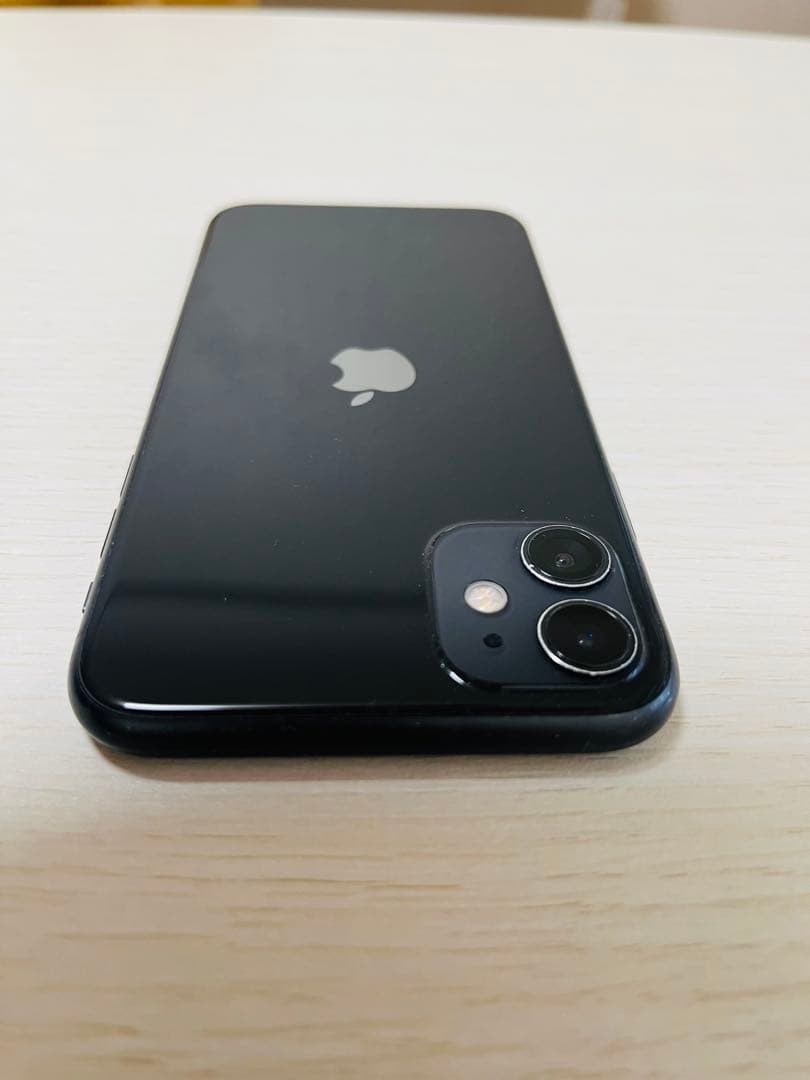 【画面キズなし・動作良好】iPhone 11 ブラック 64GB SIMフリー