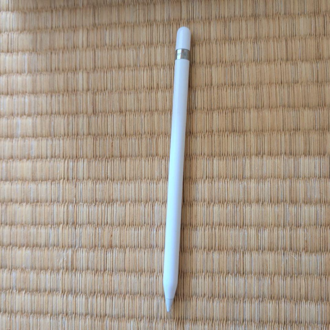 iPad シルバー 本体 ９世代　and　pencil第一世代　箱あり