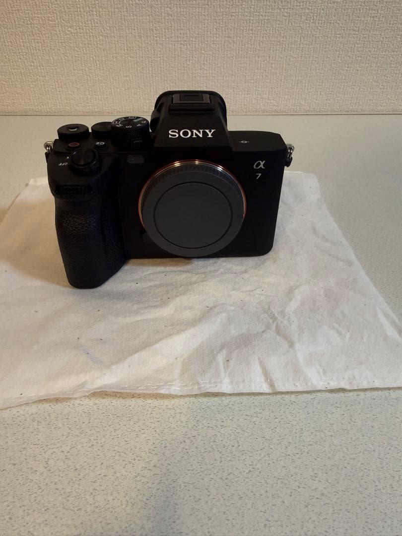【新品未使用】ソニーSONY a7IV ボディ ILCE-7M4