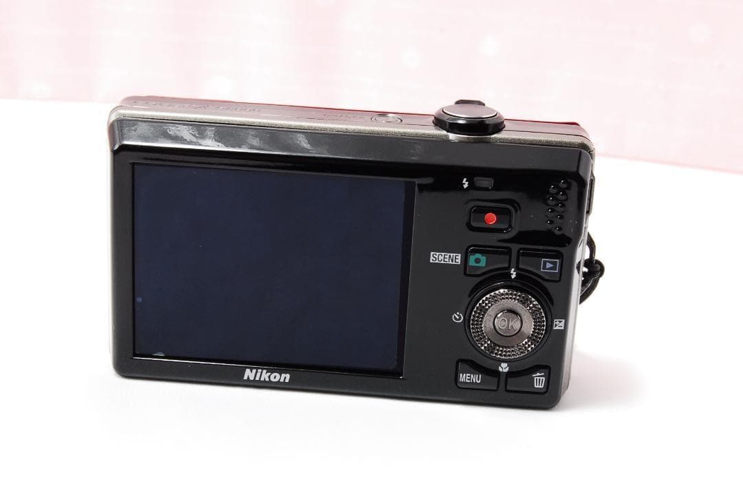 〓コンパクトデジカメ〓Nikon ニコン COOLPIX S6000