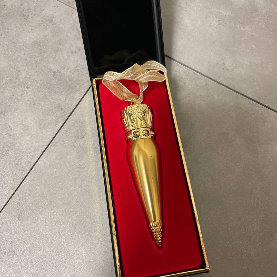 クリスチャンルブタン　リップ　ベルベットマット