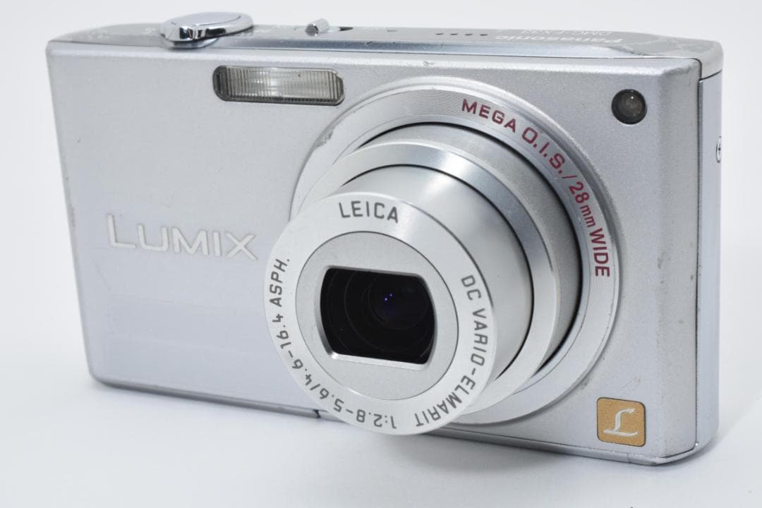 パナソニック　Panasonic LUMIX DMC-FX33 シルバー