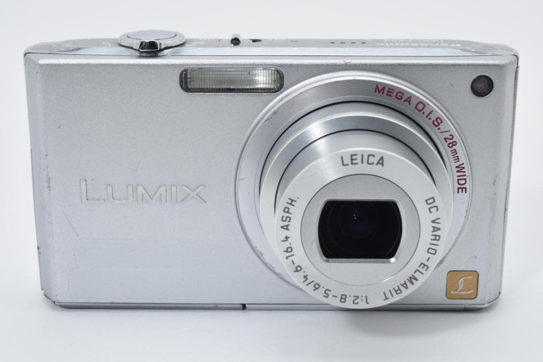 パナソニック　Panasonic LUMIX DMC-FX33 シルバー