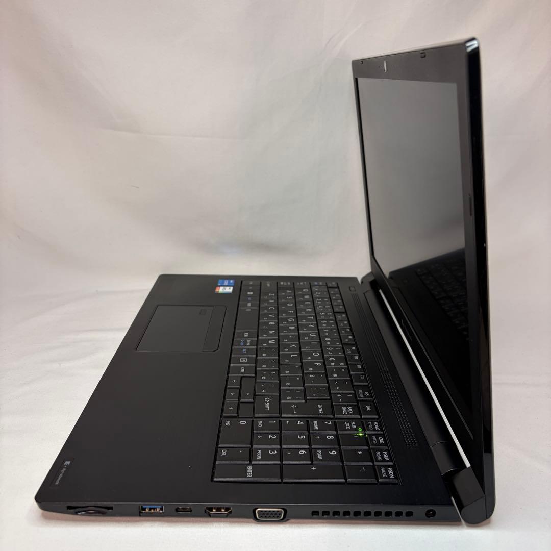 美品 dynabook B55/HV 11世代 i5 16GB 256 オフィス