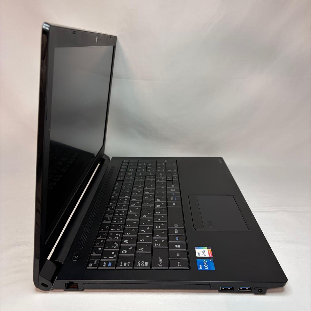 美品 dynabook B55/HV 11世代 i5 16GB 256 オフィス