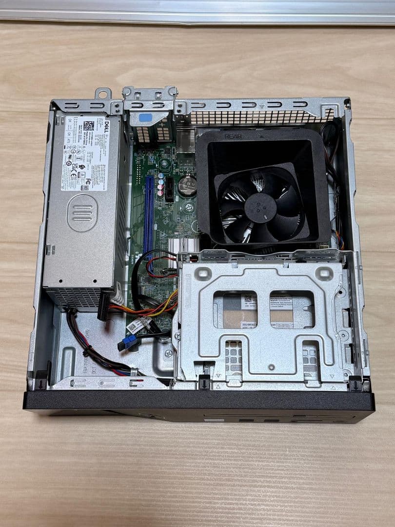 Windowsデスクトップ (1) DELL VOSTRO 3710 Core i5 12th Gen