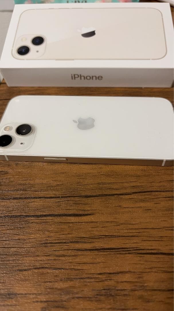 Apple iPhone 13　 ホワイト 　シムフリー　残債なし