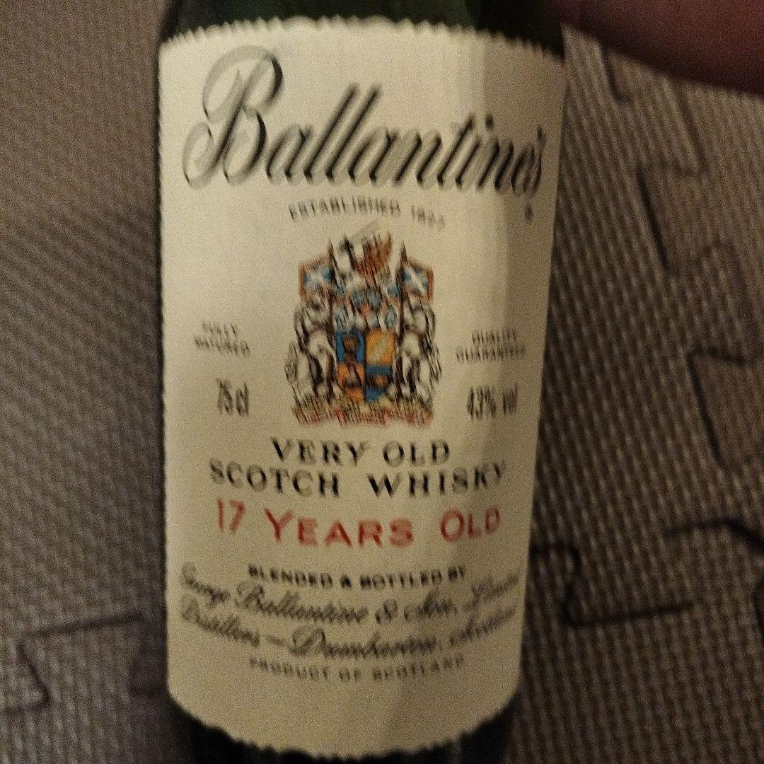 Ballantine's スコッチウイスキー バラタイン　古酒 750ml
