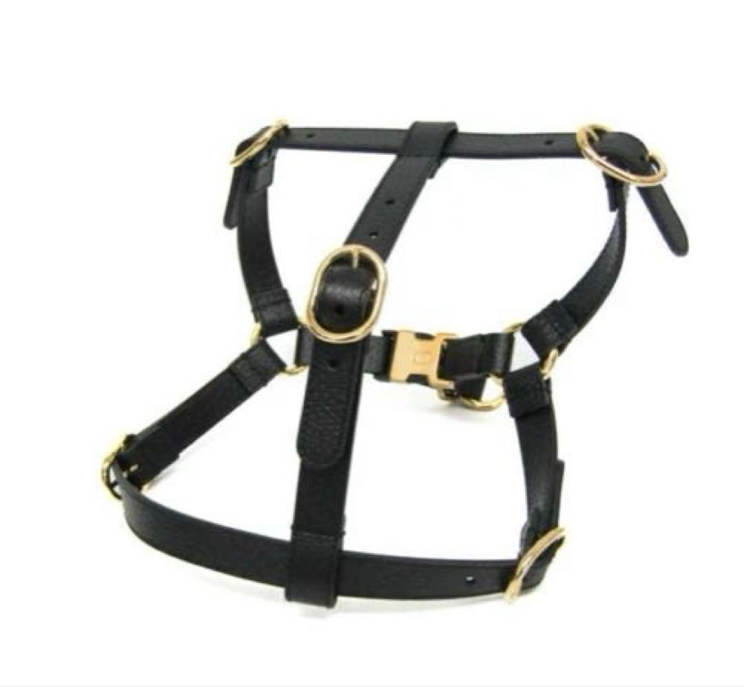 【新品】GUCCI 犬 ハーネス ロゴ入り ペット ブラックレザー ゴールド　M