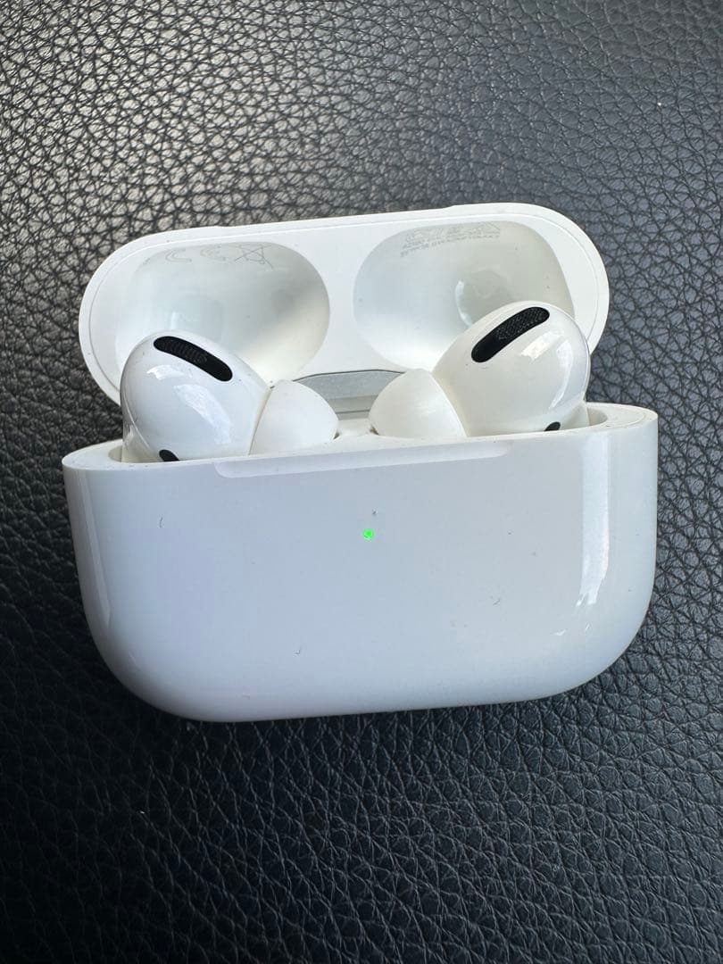 Apple AirPods Pro 本体　第一世代