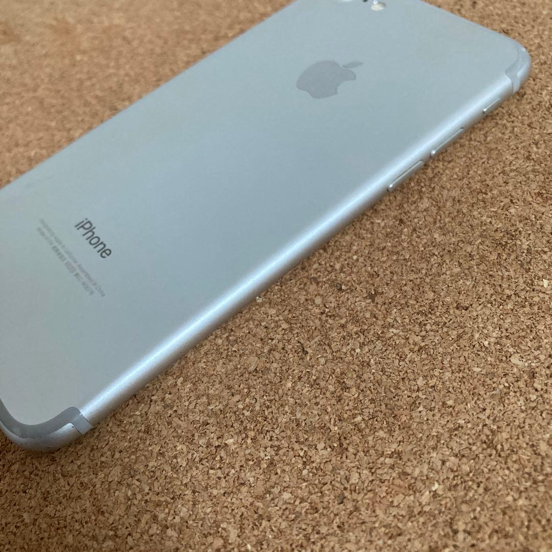 2944【早い者勝ち】電池ほぼ新品☆iPhone7 128GB SIMフリー☆