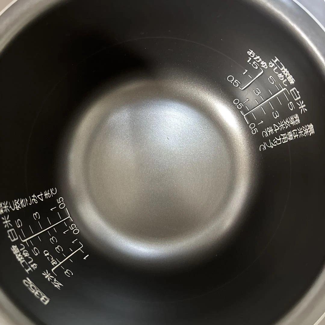 象印 圧力IH炊飯ジャー 【5.5合1.0L】 NP-VV10 2020年製