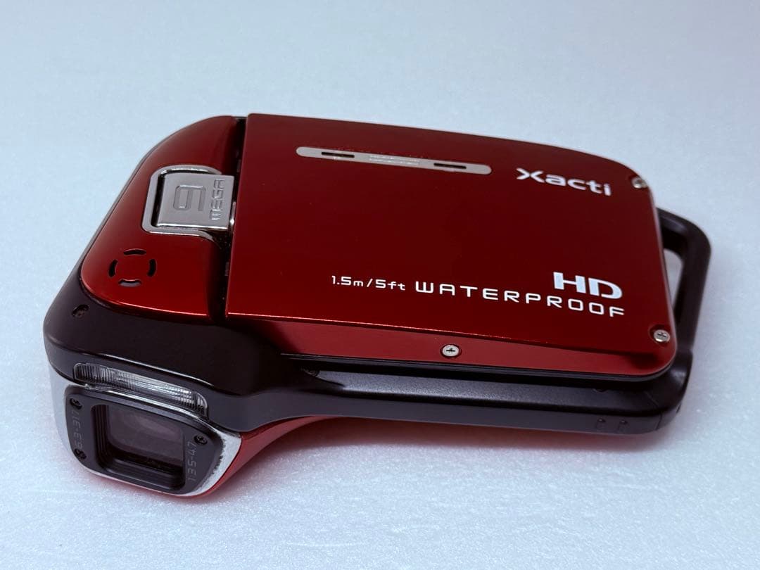 SANYO Xacti DMX-CA9 レッド 動作確認済1.5m防水