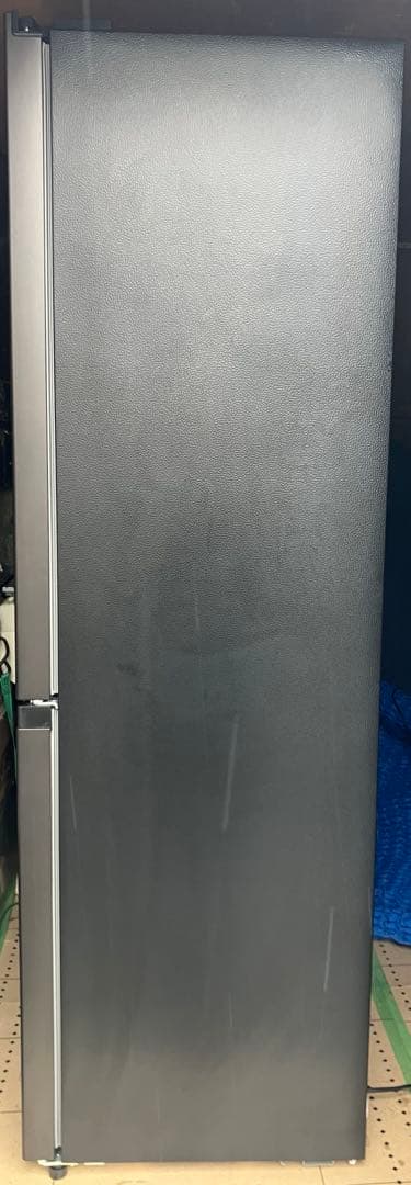 美品 アイリスオーヤマ 冷蔵庫 IRSN-I30A-B 2024年製