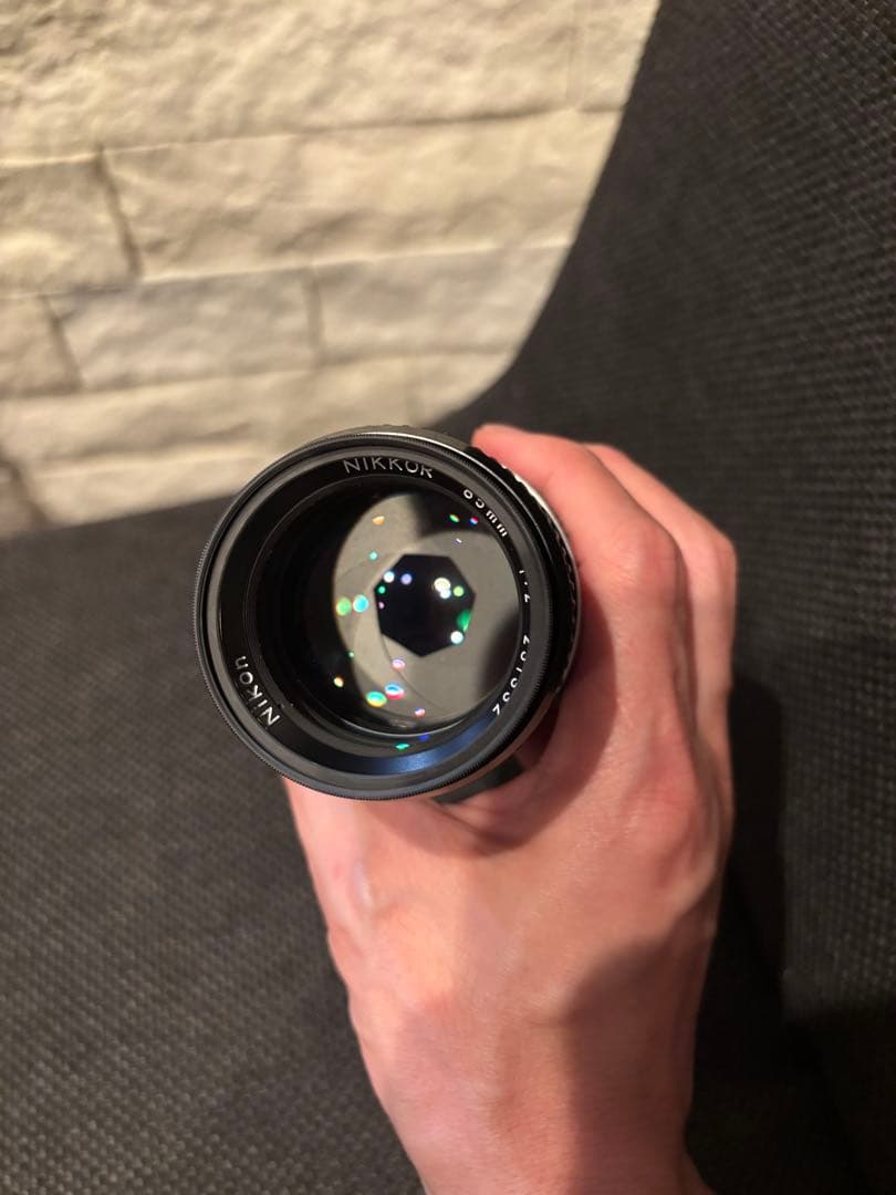 ニコン Ai Nikkor 85mm f2