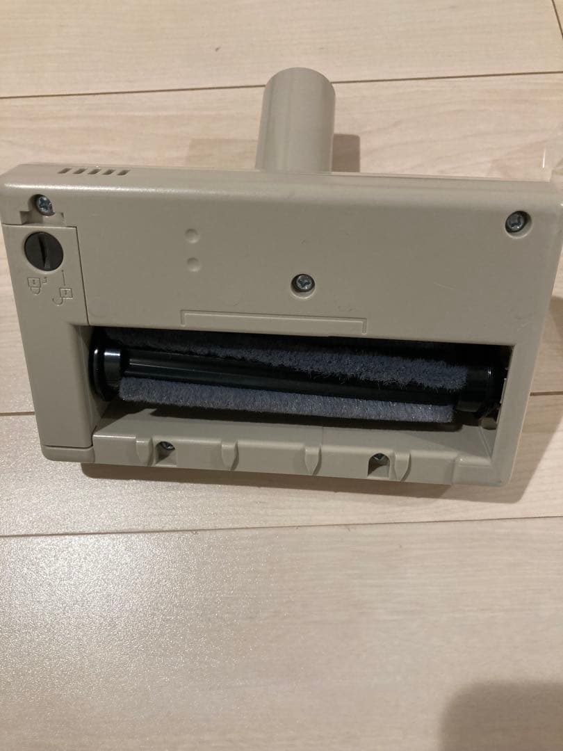 【極美品】アイリスオーヤマ 充電式サイクロンスティッククリーナー
