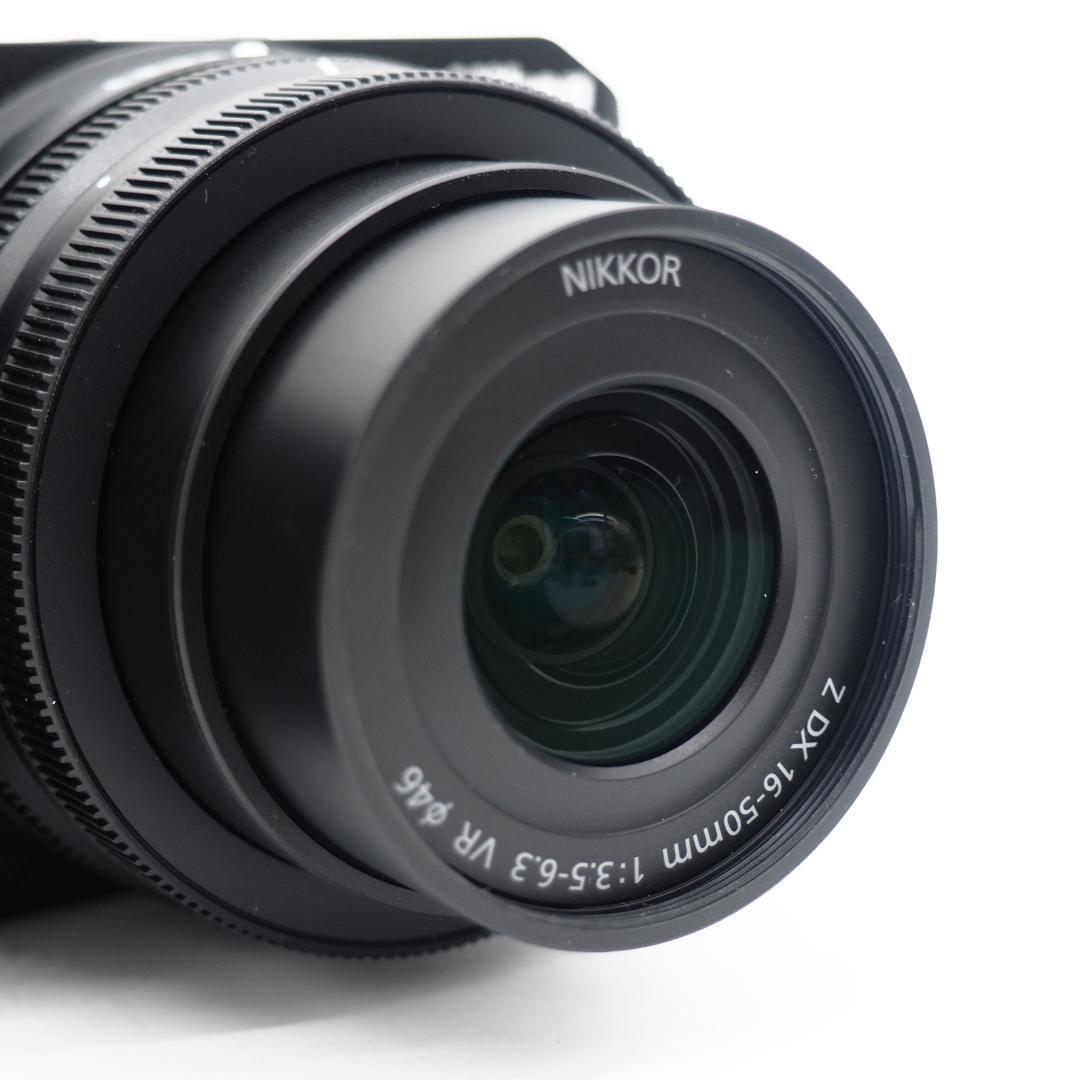 【ショット数22回】Nikon Z30　デジタルミラーレス一眼カメラ