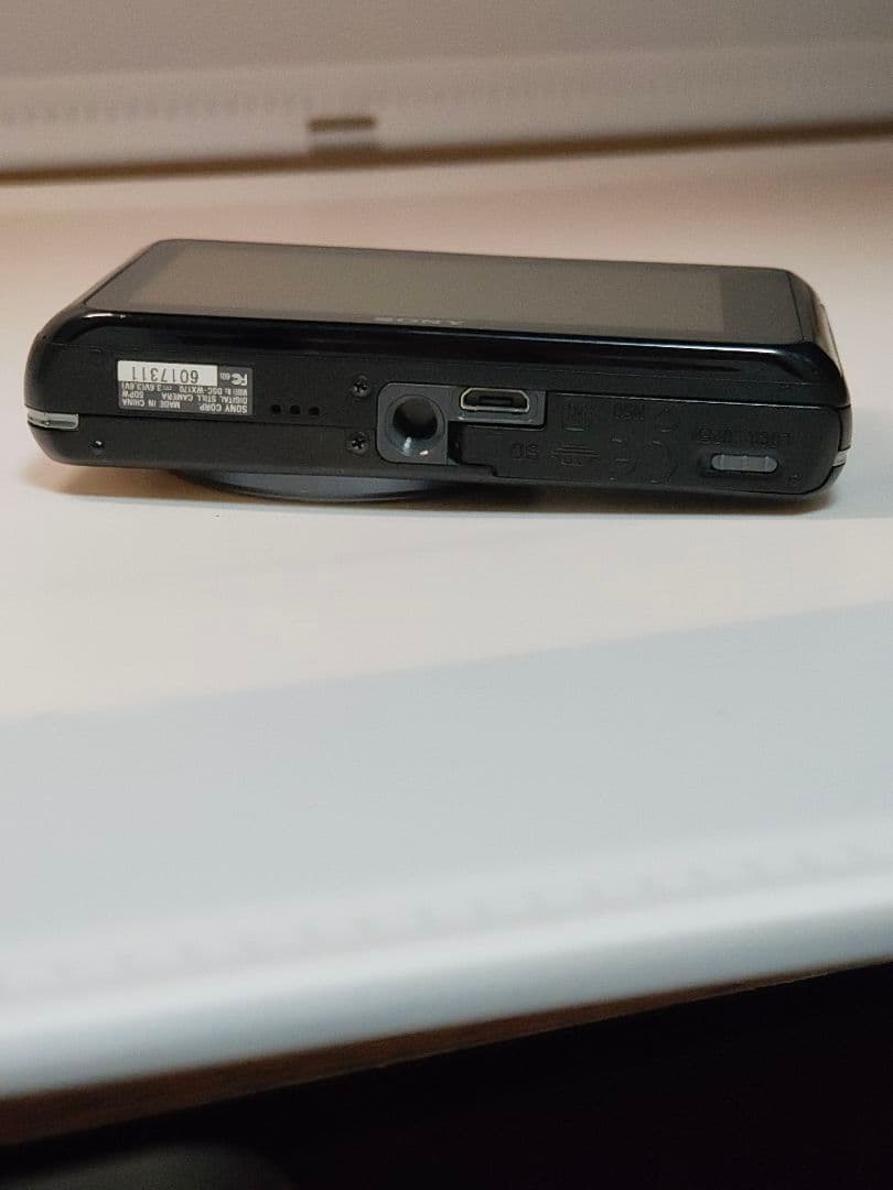 Sony Cyber-shot 10倍ズームデジタルカメラ