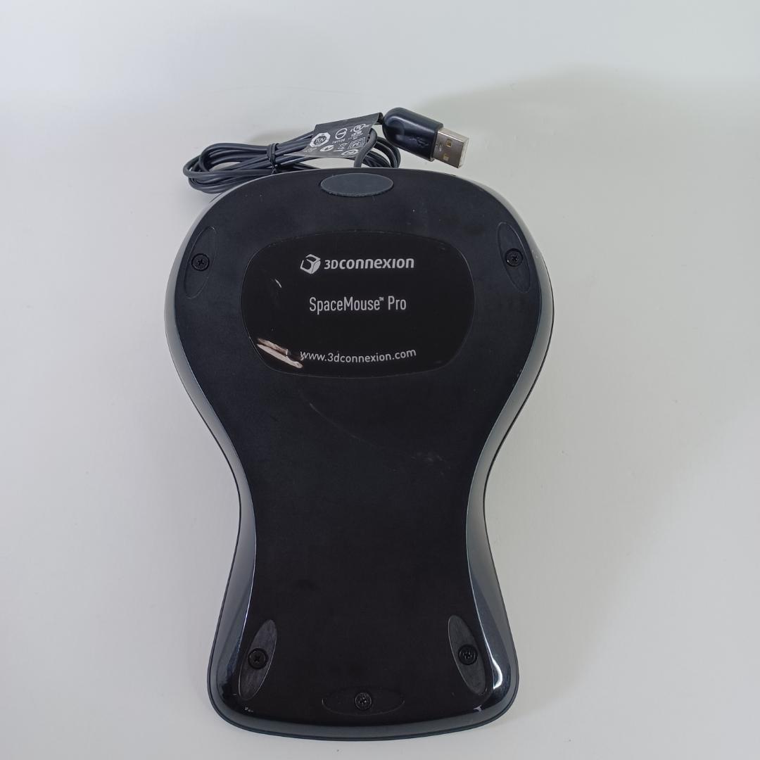 3Dconnexion SpaceMouse Pro 有線　　　プ④M472