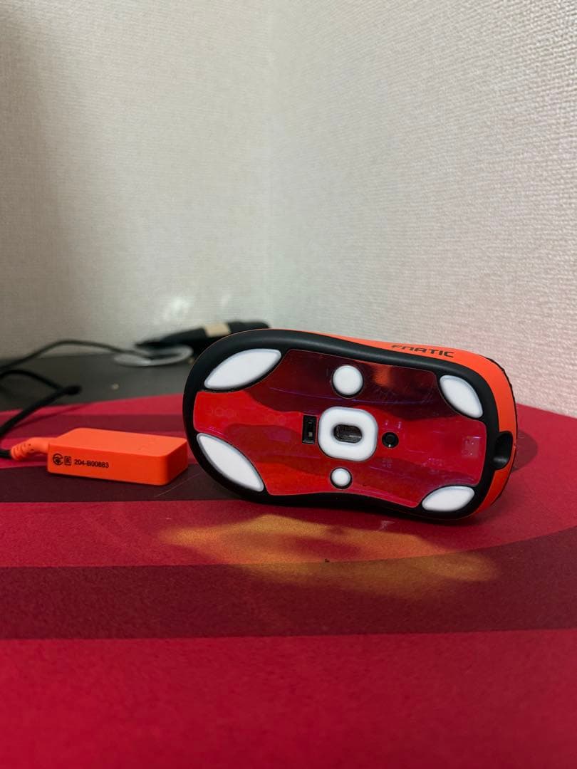 FNATIC THORN 4K ワイヤレスマウス 軽量 美品