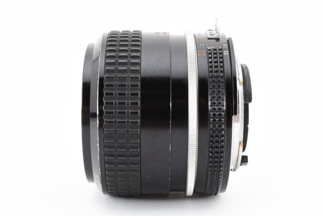 Nikon Ai NIKKOR 35mm f/2 広角レンズ（整備品）