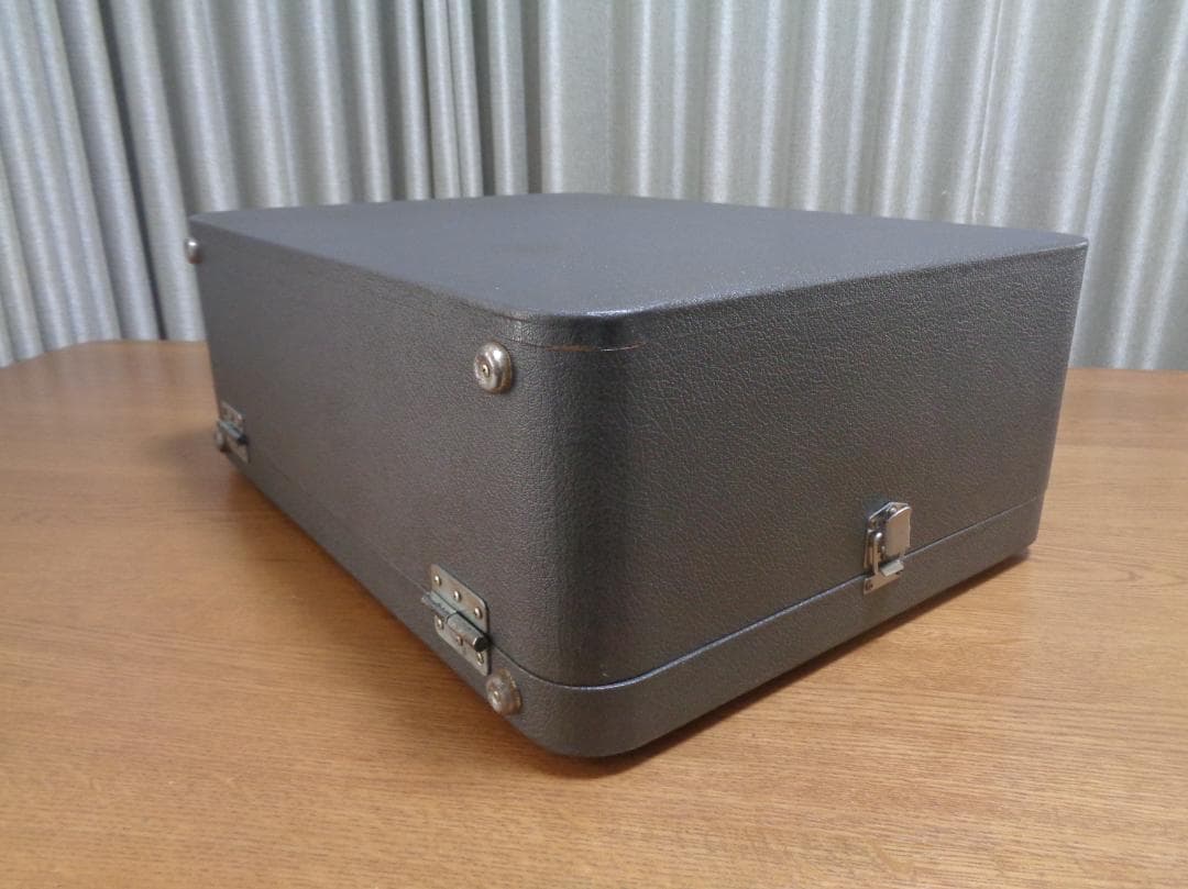 完動品　 UXE 450 ロイヤルタイプライター　カナ文字