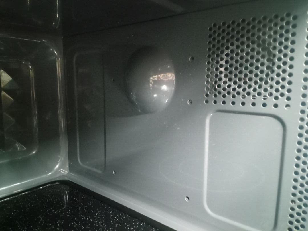 TOSHIBA　東芝　電子レンジ　ER-SS17A（W)