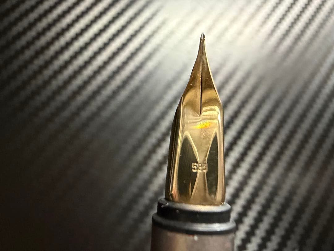 未使用に近い モンブラン ノブレス スリムライン 万年筆 14K EF 極細字