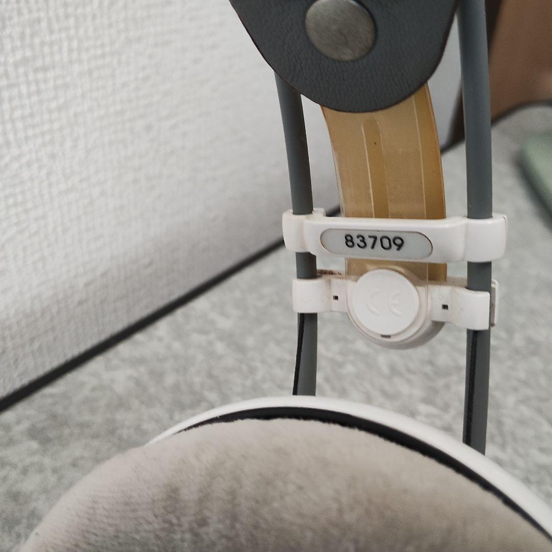 AKG K701 オーストリア製 です。