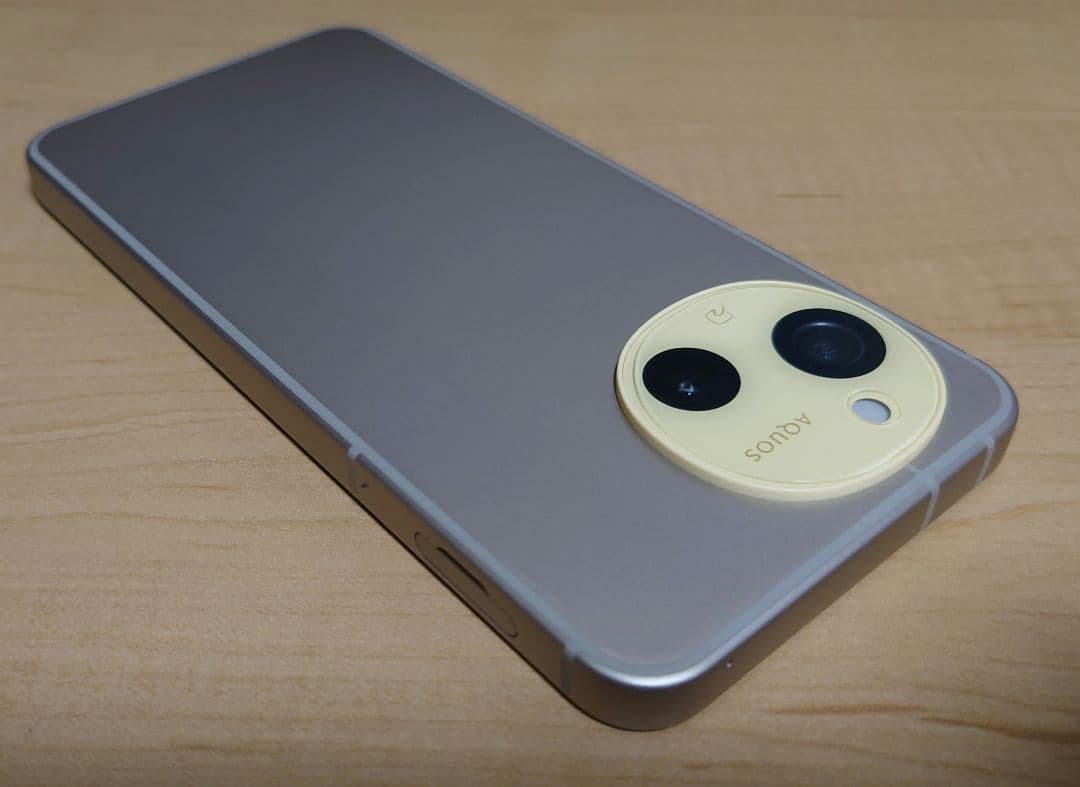AQUOS sense9 グレージュ 8GB/256GB SIMフリー
