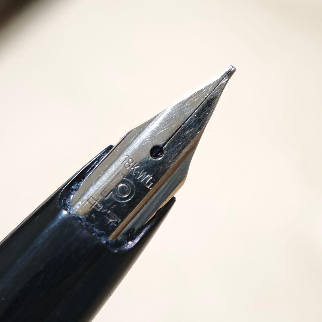 Platinum プラチナ 万年筆 18kWG ストライプ 廃盤