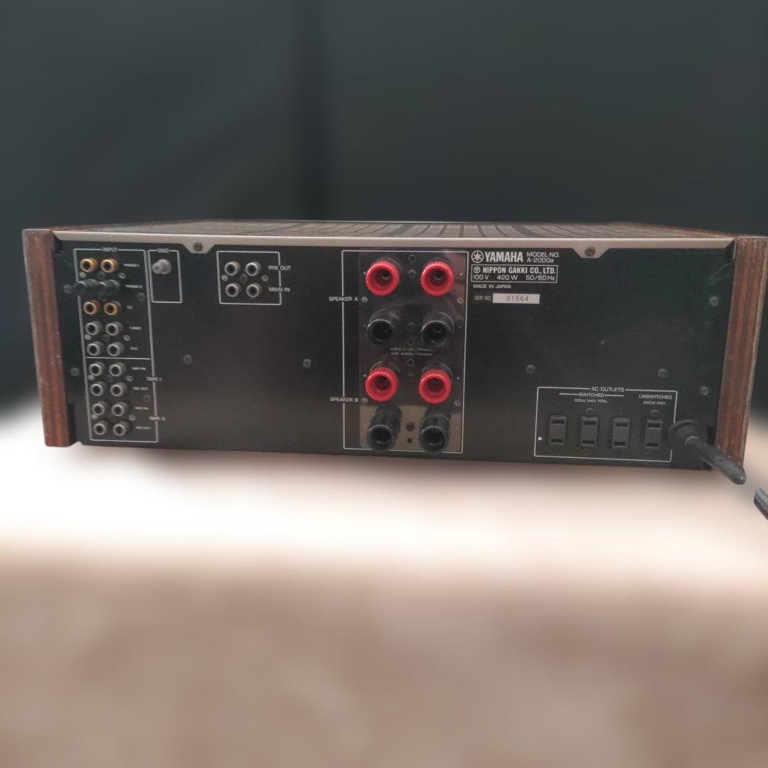 YAMAHA A-2000a プリメインアン（ジャンク品）