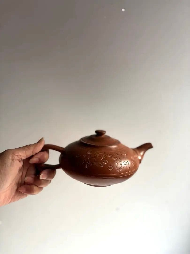 945 中国宜興紫砂茶壺 金魚彫 朱泥急須 中国茶器 台湾茶器 ヴィンテージ