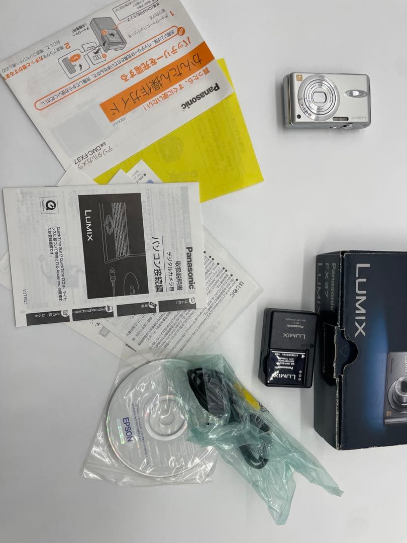 Panasonic LumixパナソニックDMC-FX8コンパクトデジタルカメラ