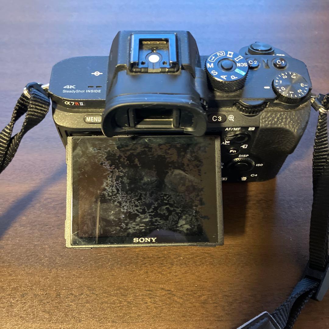 Sony a7R2 ミラーレス一眼(バッテリー付き)