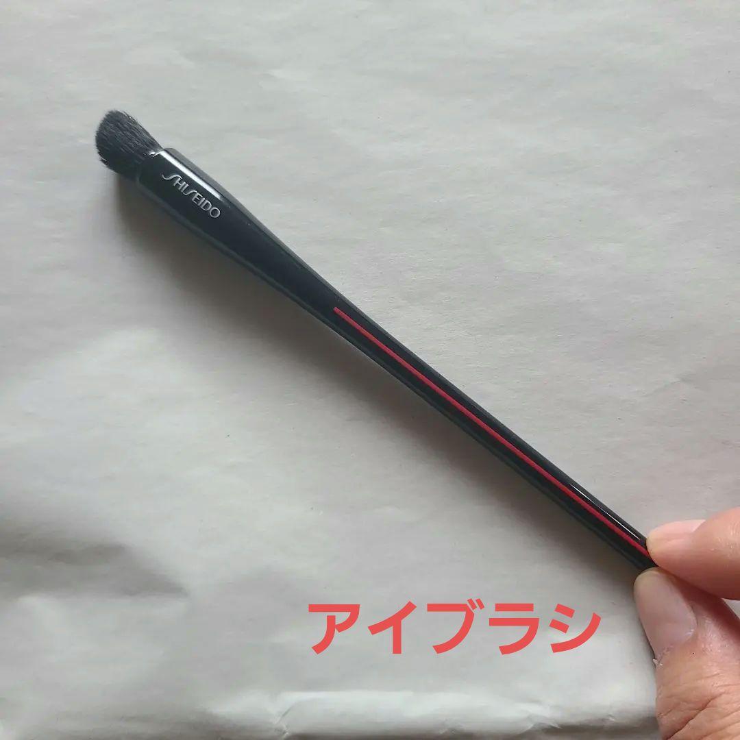 SHISEIDO　メイクブラシ4本　ブラシクリーナー