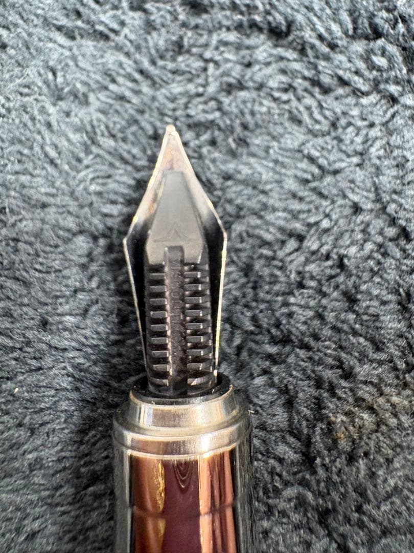 アリョーシャ VISCONTI クラシック万年筆 黒