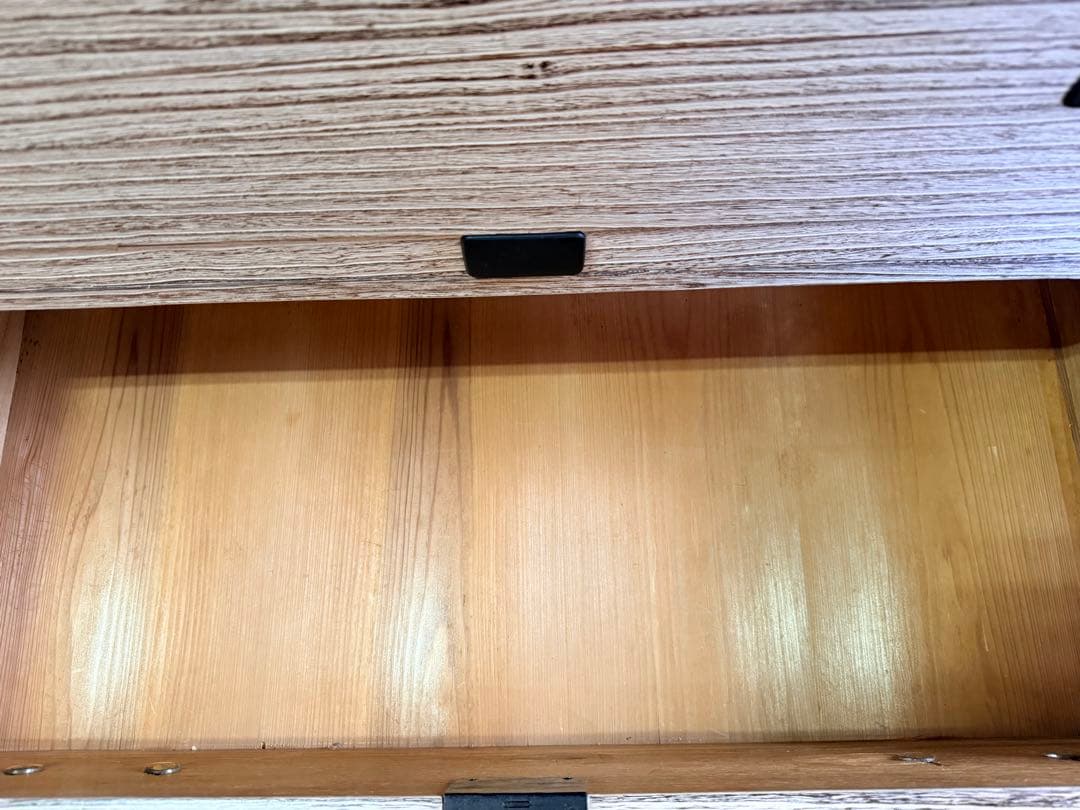送料込み　中古　桐箪笥　着物　2段構成　4段引き出し