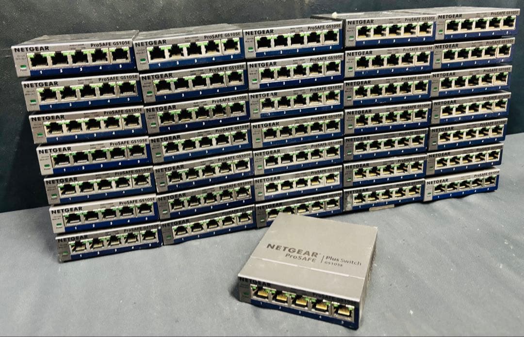 NETGEAR Gigabit Plus Switch GS105Ev2 36個