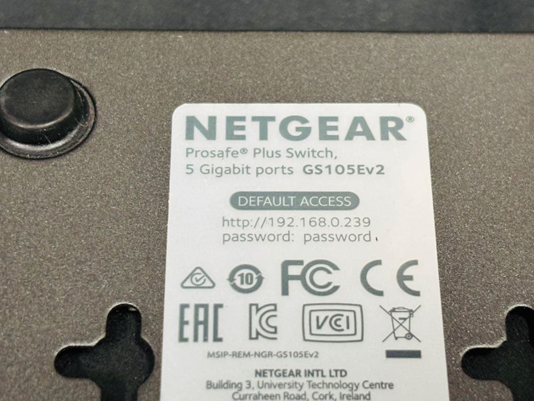 NETGEAR Gigabit Plus Switch GS105Ev2 36個