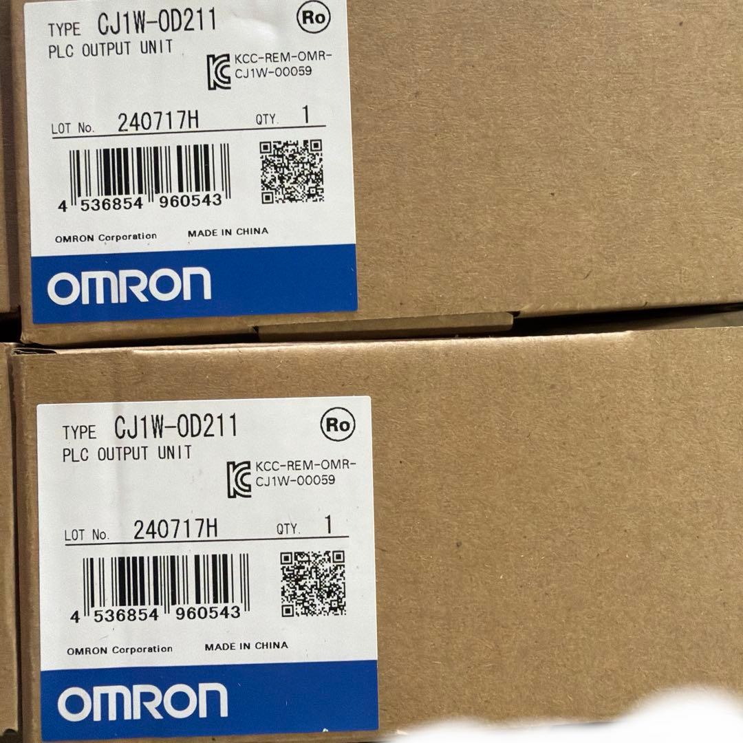 OMRON CJ1W-OD211 、ID211 4個セット