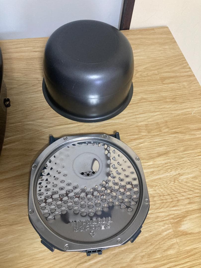 ★美品★象印　ZOJIRUSHI　極め炊き　5.5合炊き　NP‐VI10ブラウン