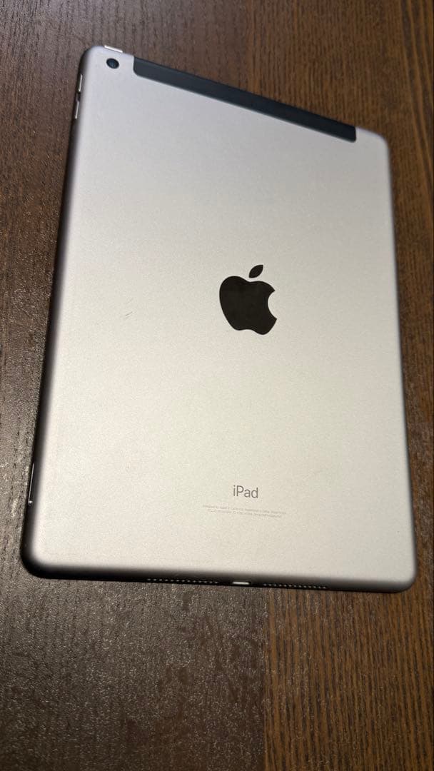 Apple iPad (第６世代) 128GB ジャンク　MR722J/A