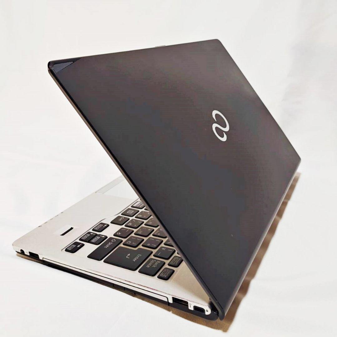 【訳あり】軽量コンパクト 13インチ Fujitsu ノートPC シルバー