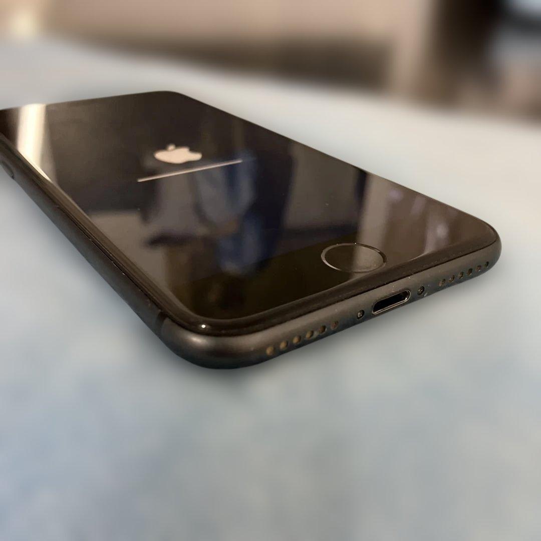 Apple iPhone 8 64GB グレー