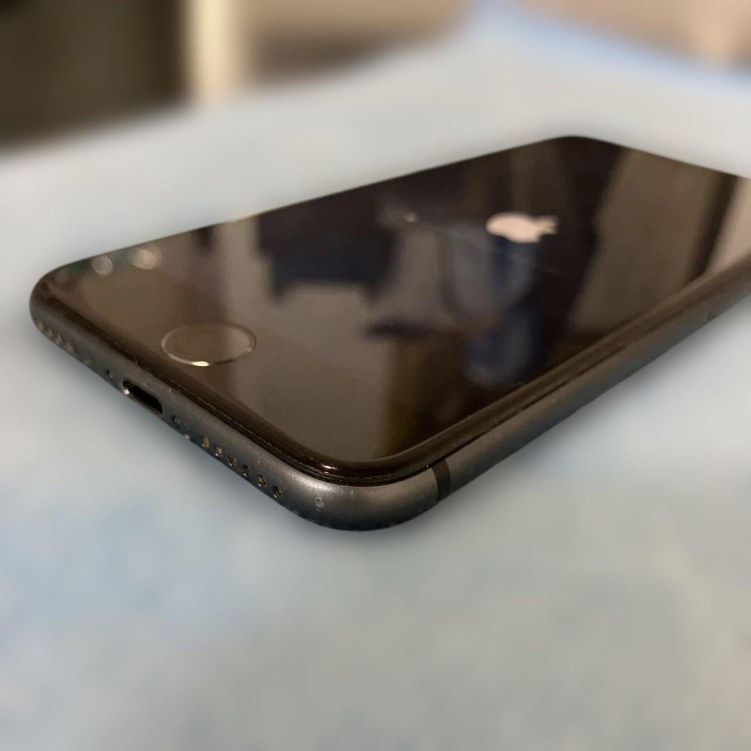 Apple iPhone 8 64GB グレー