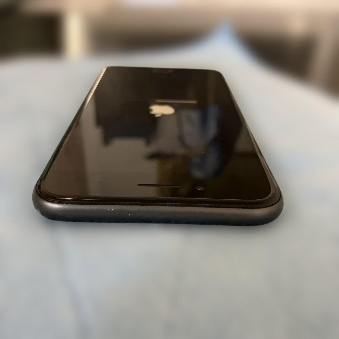 Apple iPhone 8 64GB グレー