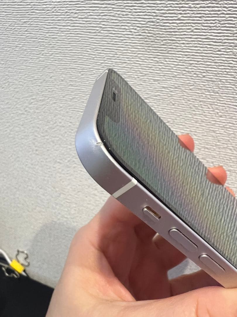 iPhone 128GB 本体