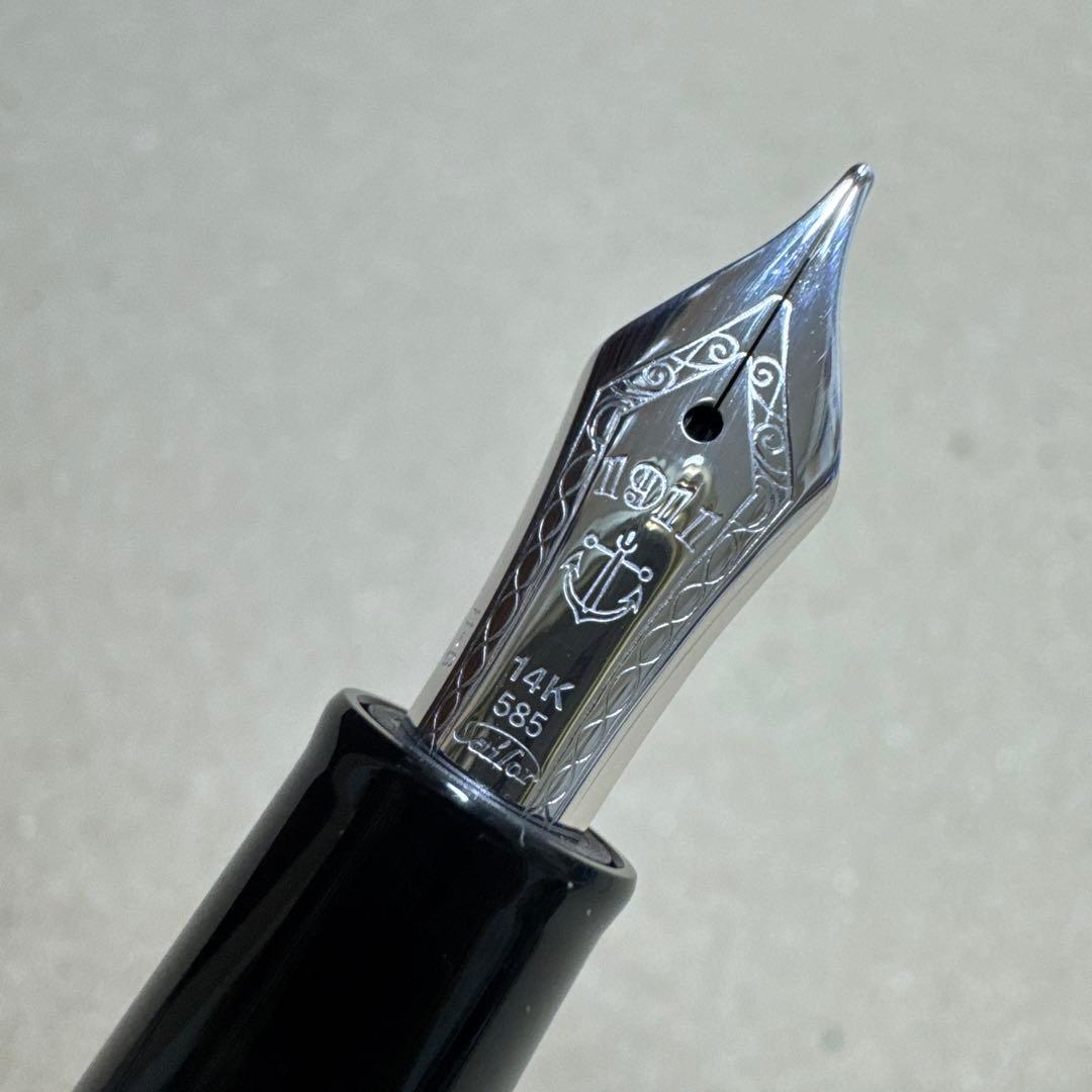 新品 廃盤 SAILOR セーラー 万年筆 プロフィット スタンダード B 銀
